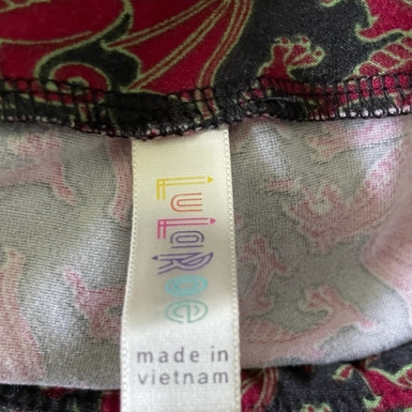 LuLaRoe Red & Black Game Of Thrones Dragon Leggings - Picture 5 of 5